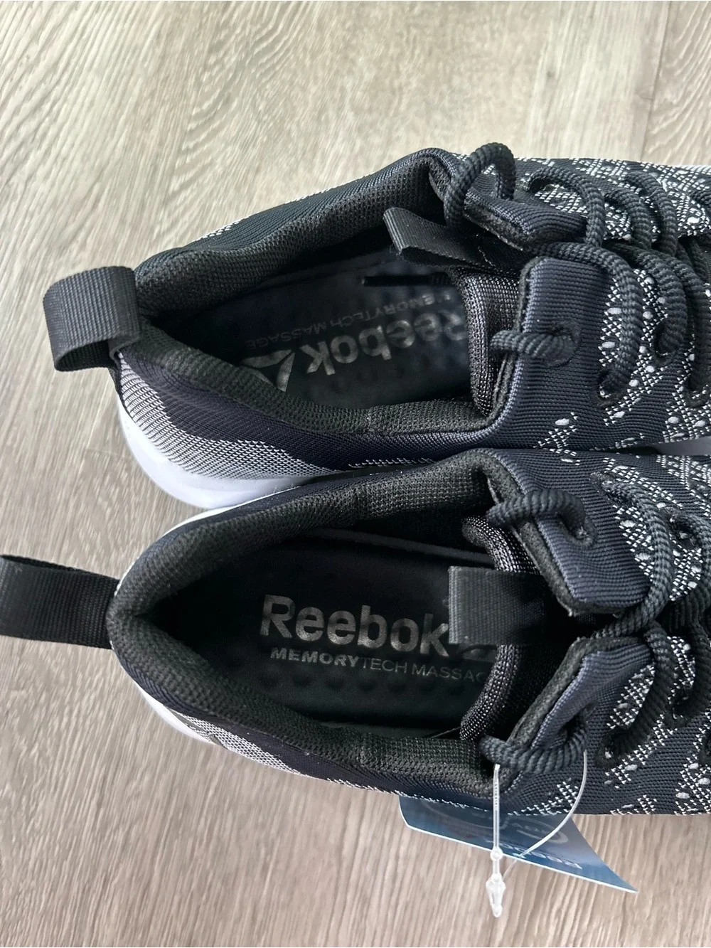 Reebok Cloudride DMX Walking Sneaker | Size 9